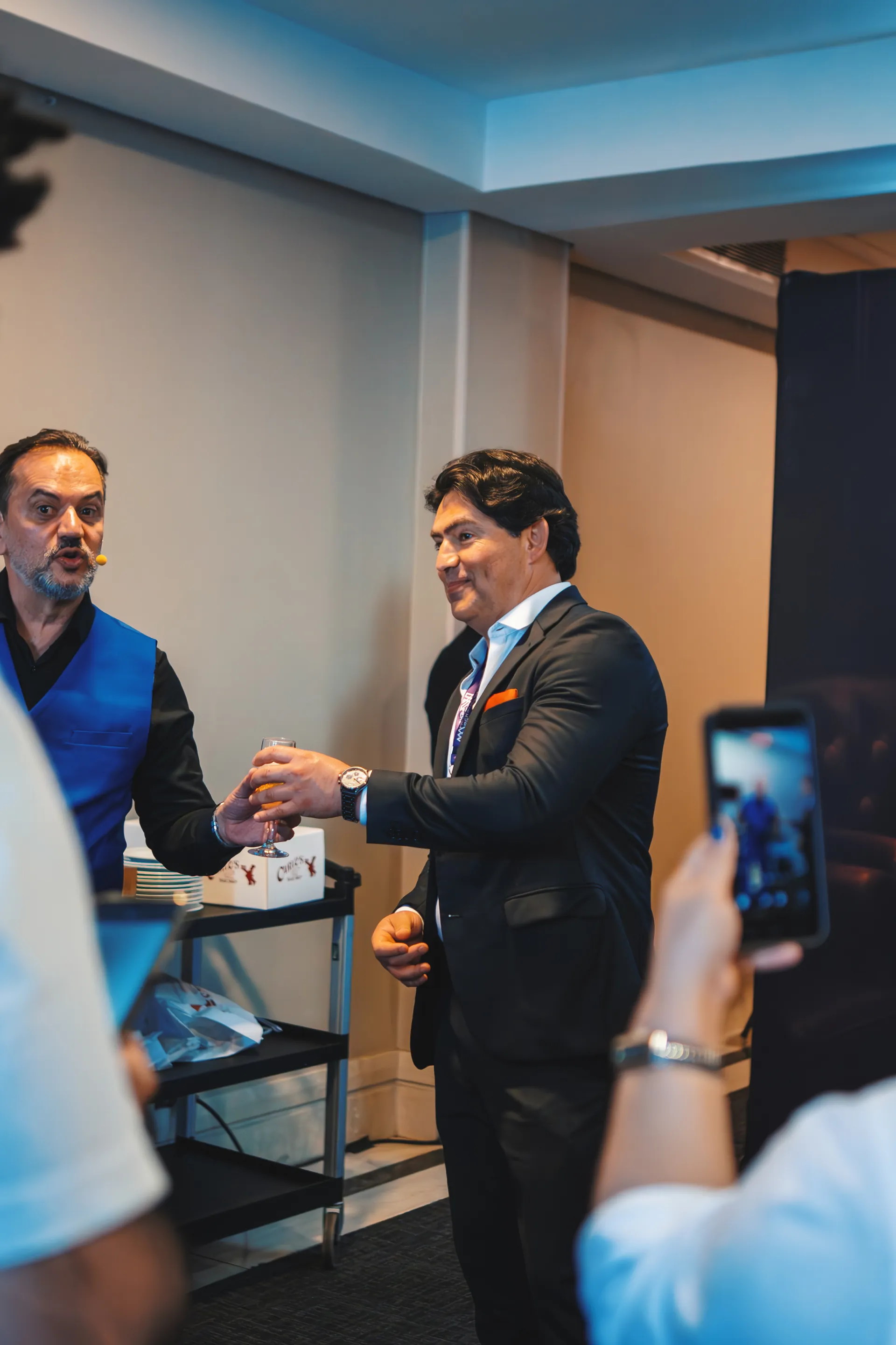 Ricardo Ventura no coquetel VIP Lounge de uma edição anterior